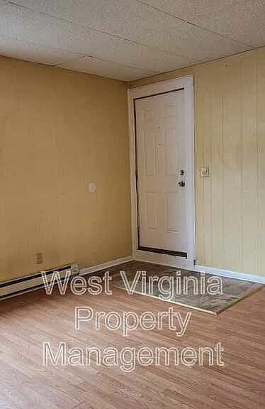207 Charles St #2 — Photo 2