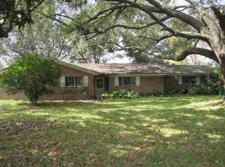 15080 Brush Island Rd, Winnie, TX 77665