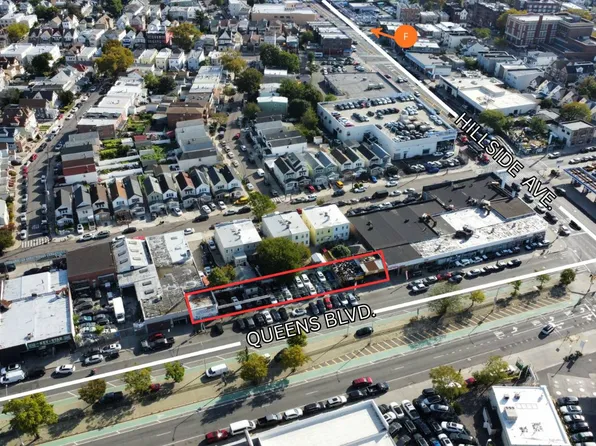 139-43 Queens Blvd, Jamaica, NY 11435