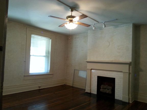 Large Living Room With Fireplace
