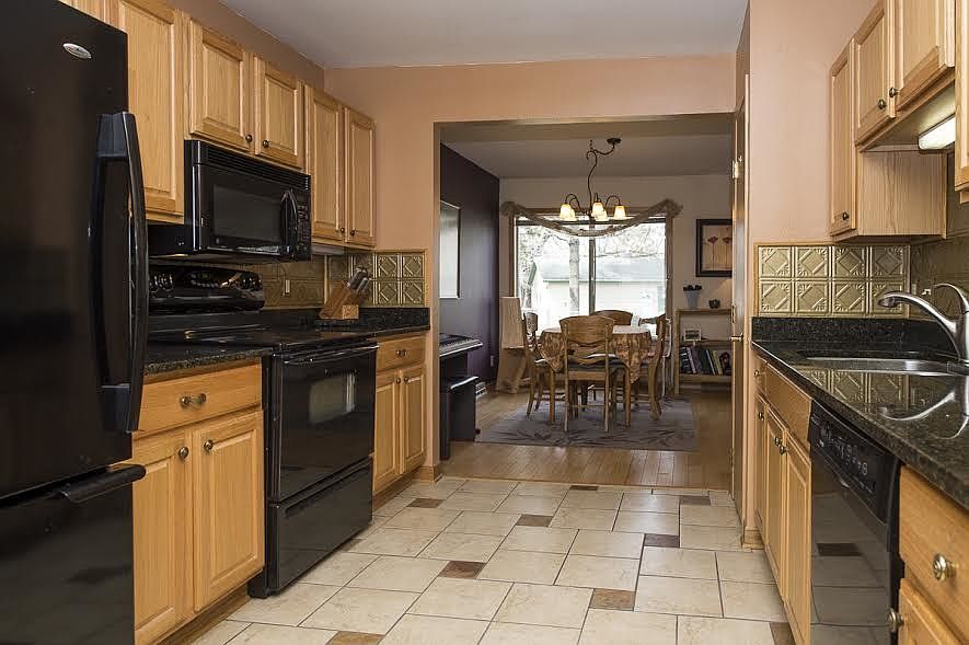 20 Waunona Woods Ct, Madison, WI 53713 Zillow