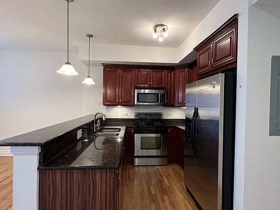 3rd image of 6112 W Diversey Ave Unit G-1