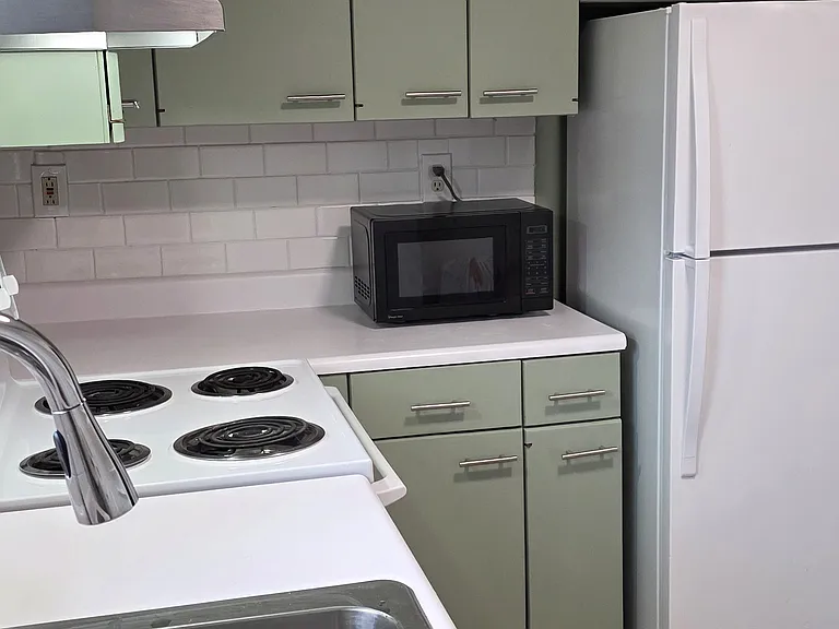 4050 Forest Hill Ave #35 — Photo 4