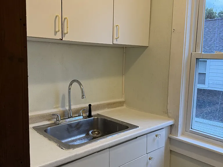 91 Willie St #2 — Photo 7