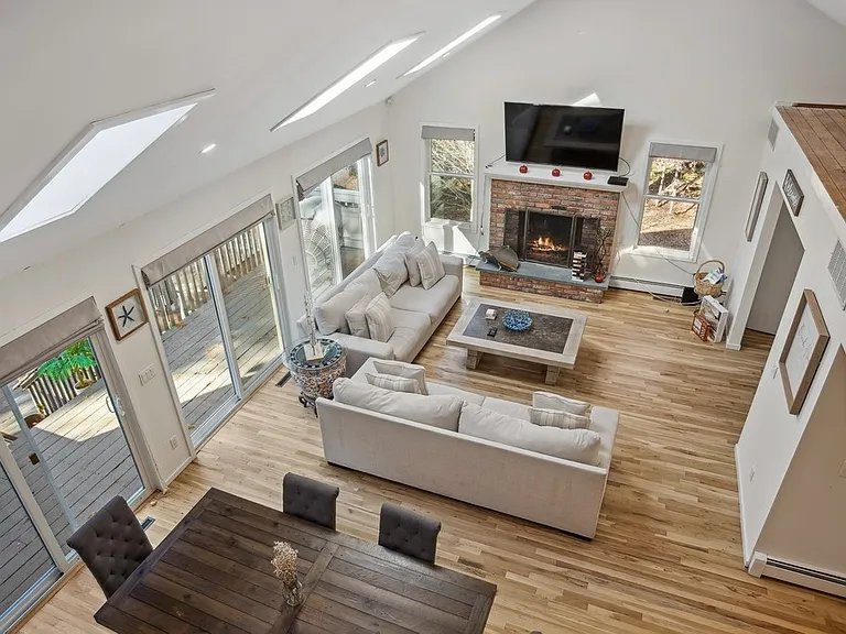 18 Park Cir — Photo 16