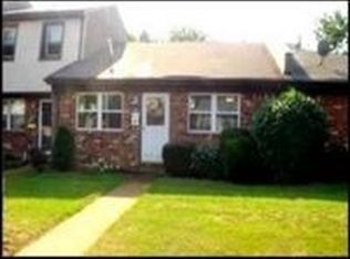 98 Greenwood Loop Rd, Brick, NJ 08724