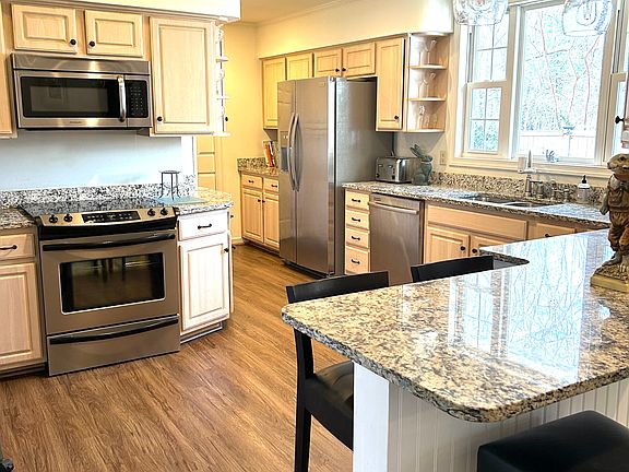 3rd image of 3504 Royal Palm Arch