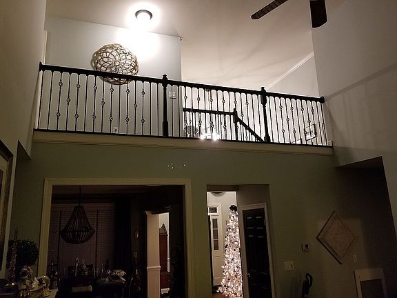 5th image of 4049 Belle Meade Cir