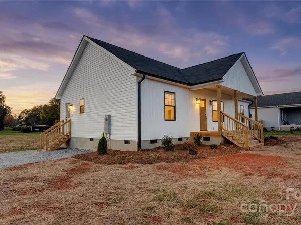 132 Wetmore Rd, Woodleaf, NC 27054