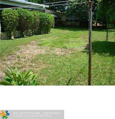 5th image of 102 SE 10th Ct