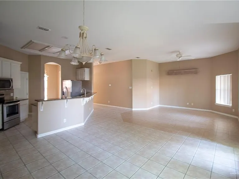 1905 Fawn Cir — Photo 5