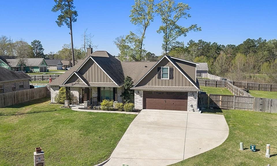 1st image of 111 Shortleaf Dr