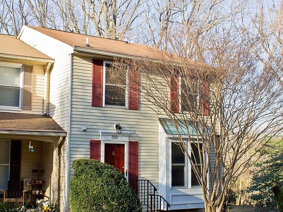 3rd image of 533 Oakmont Ct #91