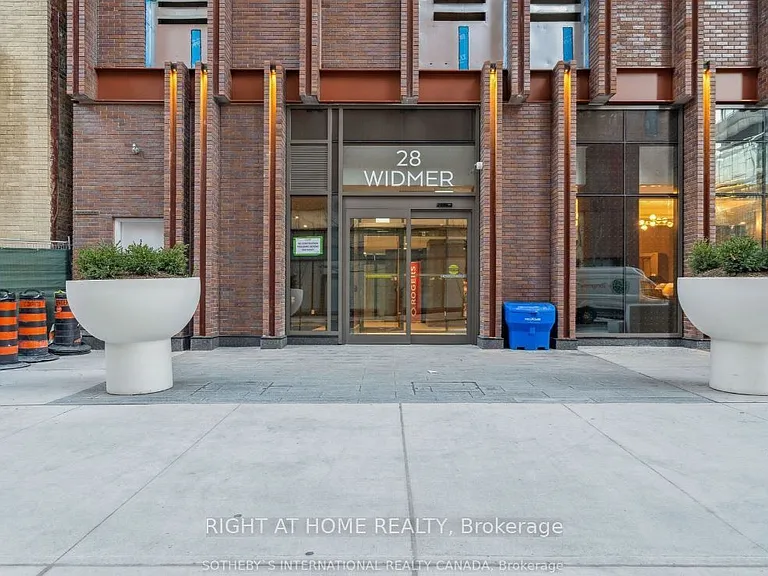 28 Widmer St #3720 — Photo 2