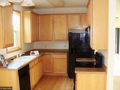 3rd image of 10037 Indigo Dr