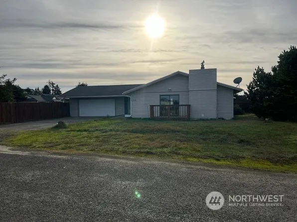 802 346th Place, Ocean Park, WA 98640