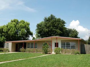 1400 Monterey Dr, Eustis, FL 32726