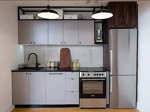 2nd image of 620 Parkside Ave APT 4E