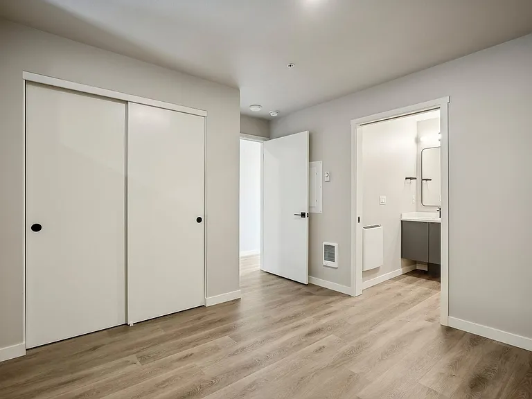 5480 NE 36th Ave — Photo 27
