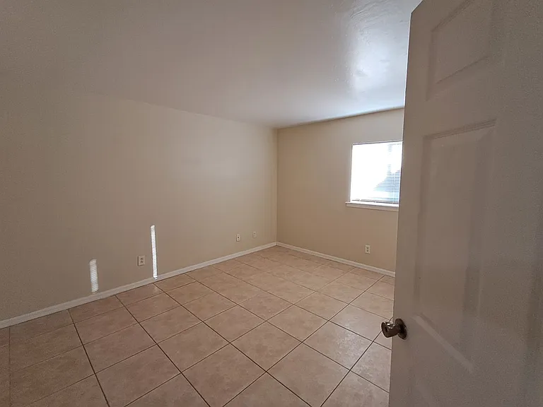 133 Meadow Rd #135 — Photo 15