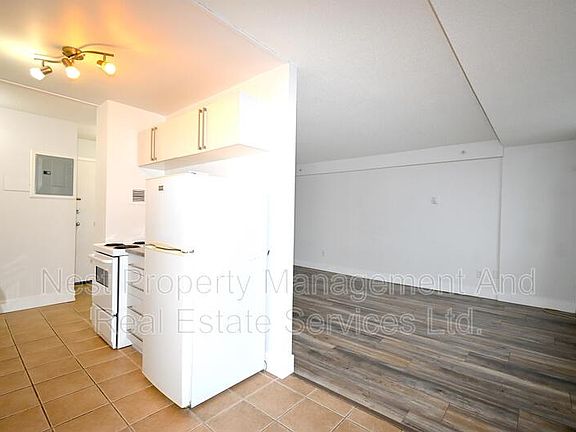 5th image of 1501 Queensway #405