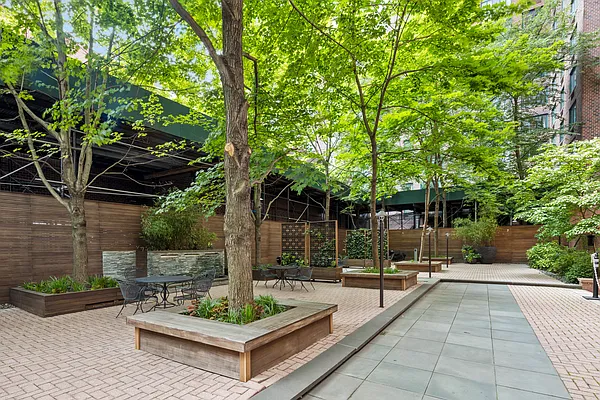 Sold by Nest Seekers International | media 14