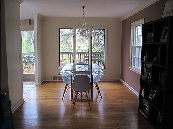 5th image of 2517 Brookside Ave