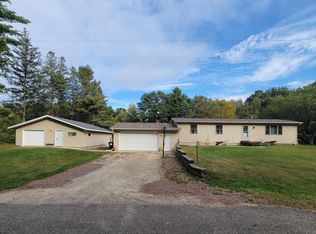 N9106 Pagel Rd, Iola, WI 54945