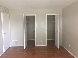 5th image of 7012 N Holiday Dr