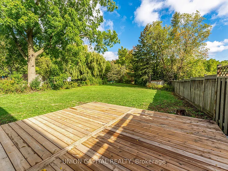 443 Brest Ct — Photo 39