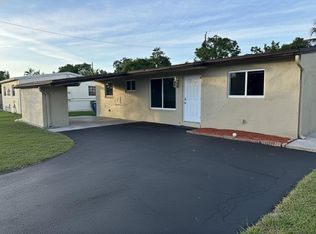 6327 SW 2nd St, Pompano Beach, FL 33068