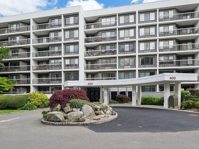 400 HIGH POINT Drive #313, Hartsdale, NY, 10530