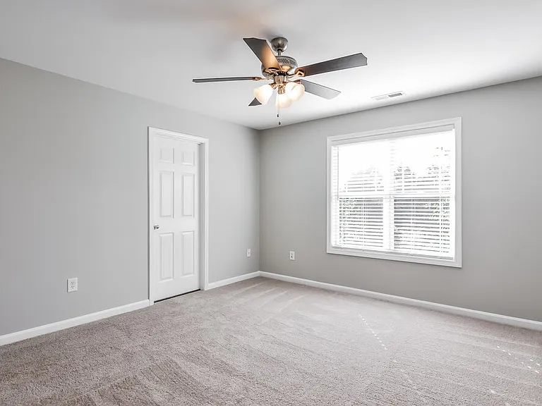 60 Hocutt Farm Dr — Photo 9