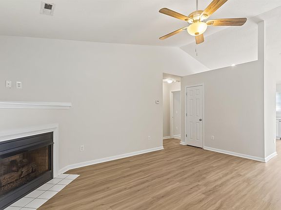 2nd image of 208 McConnell Rd