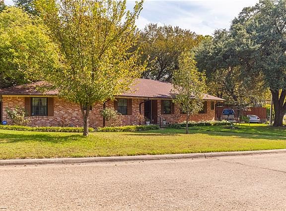 2nd image of 9816 Estacado Dr