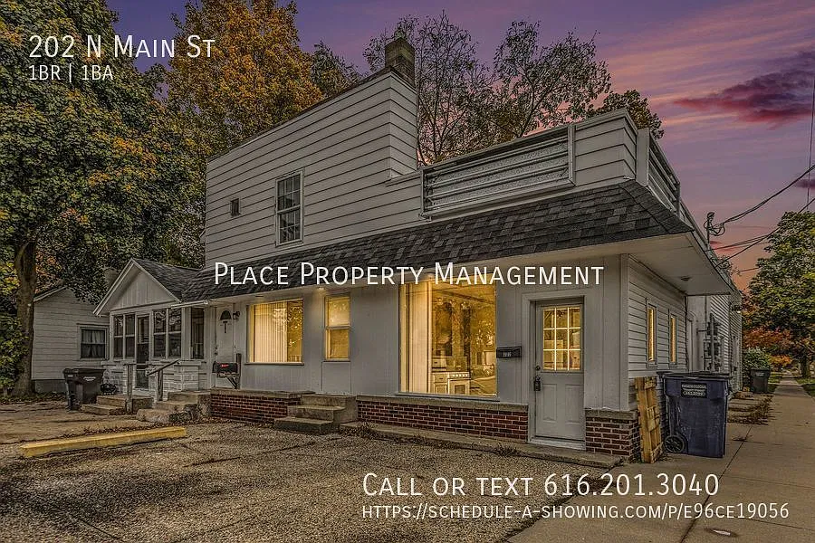 202 N Main St