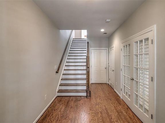 3rd image of 3678 Brookhaven Manor Xing NE