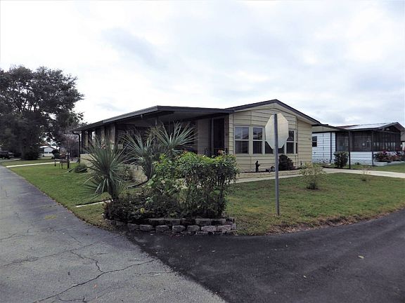 2nd image of 302 Windsor Dr
