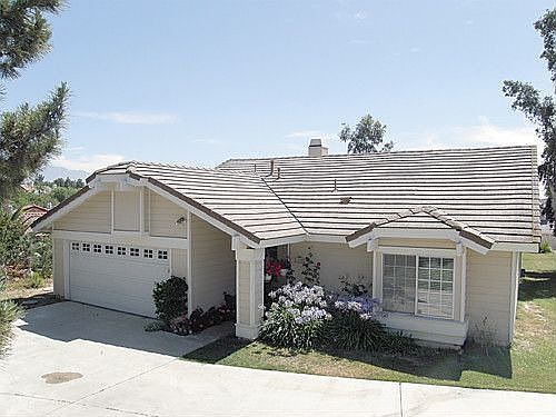 1st image of 1455 Valeview Dr