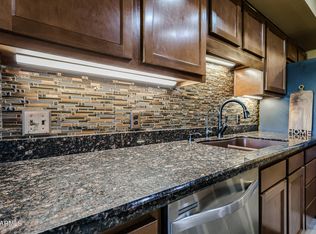 28 Leisure World, Mesa, AZ 85206