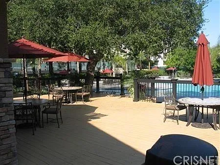 21500 Burbank Blvd #304 — Photo 9
