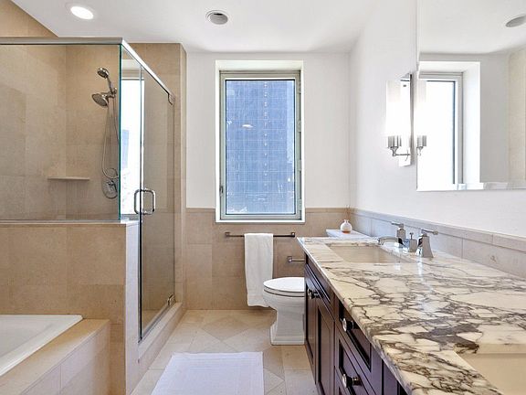 5th image of 401 E 60th St APT 14A
