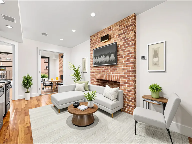 193 Bedford Ave #4D — Photo 2