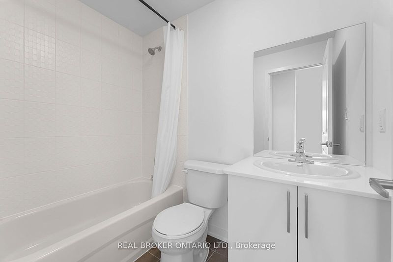 Toronto Townhouse for rent - 2 Bedrooms — photo 10