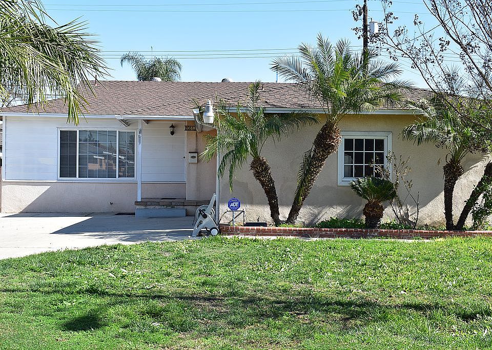 2nd image of 13612 Lancelot Ave