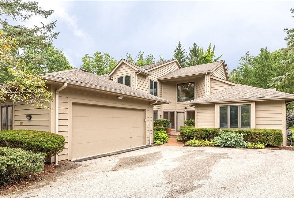 1st image of 2211 Landerhaven Ct