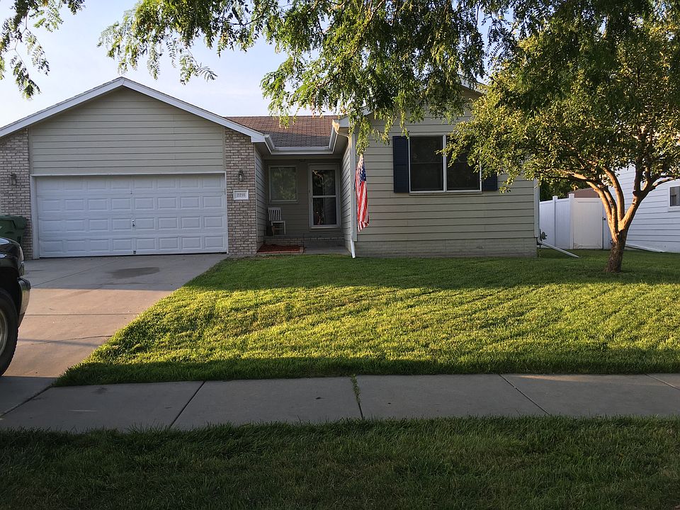 1st image of 2210 Breckenridge Dr
