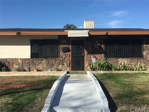2nd image of 1804 Magnolia Ave