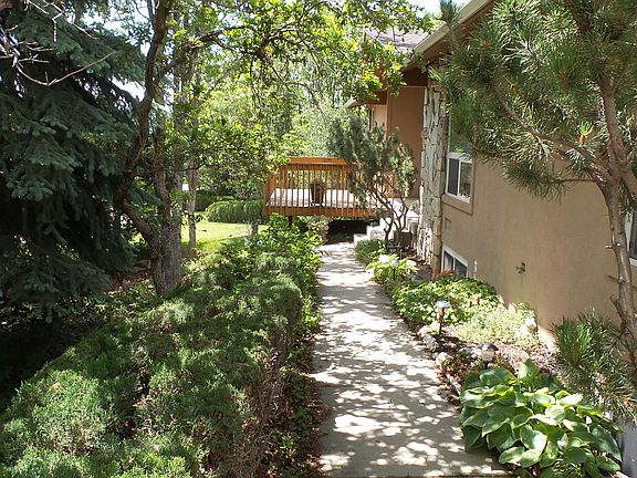 Entrance Sidewalk