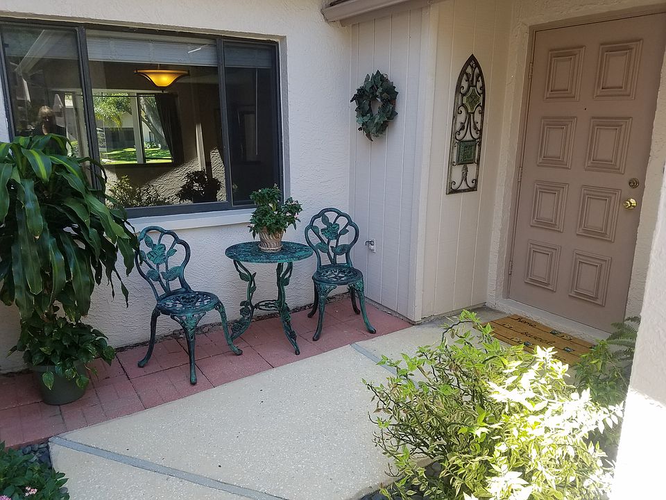 1st image of 468 Lakeview Dr APT 21